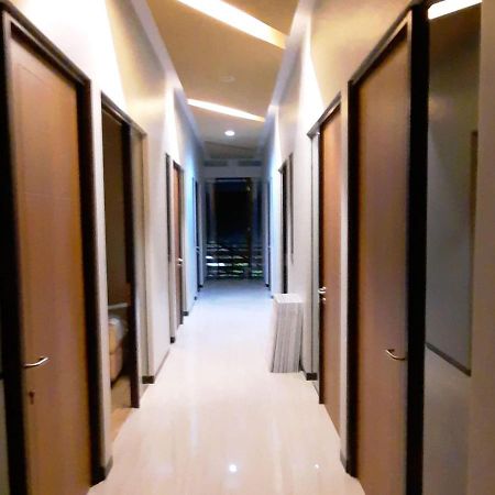 Phoenix Guest House Surabaya Eksteriør bilde